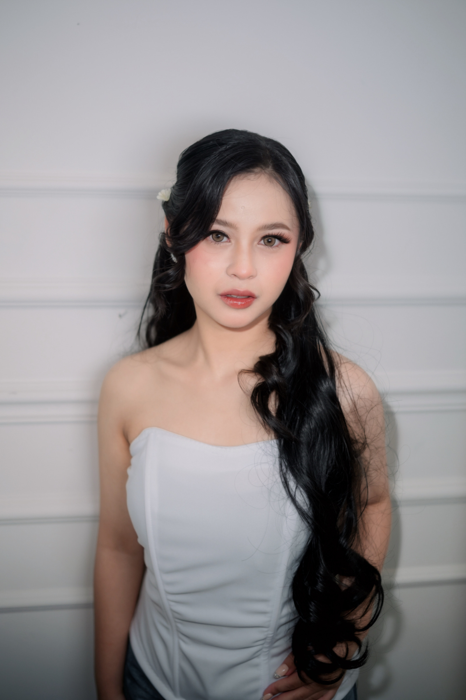 {"ARInfo":{"IsUseAR":false},"Version":"1.0.0","MakeupInfo":{"IsUseMakeup":false},"FaceliftInfo":{"IsChangeEyeLift":false,"IsChangeFacelift":false,"IsChangePostureLift":false,"IsChangeNose":false,"IsChangeFaceChin":false,"IsChangeMouth":false,"IsChangeThinFace":false},"BeautyInfo":{"SwitchMedicatedAcne":false,"IsAIBeauty":false,"IsBrightEyes":false,"IsSharpen":false,"IsOldBeauty":false,"IsReduceBlackEyes":false},"HandlerInfo":{"AppName":2},"FilterInfo":{"IsUseFilter":false}}